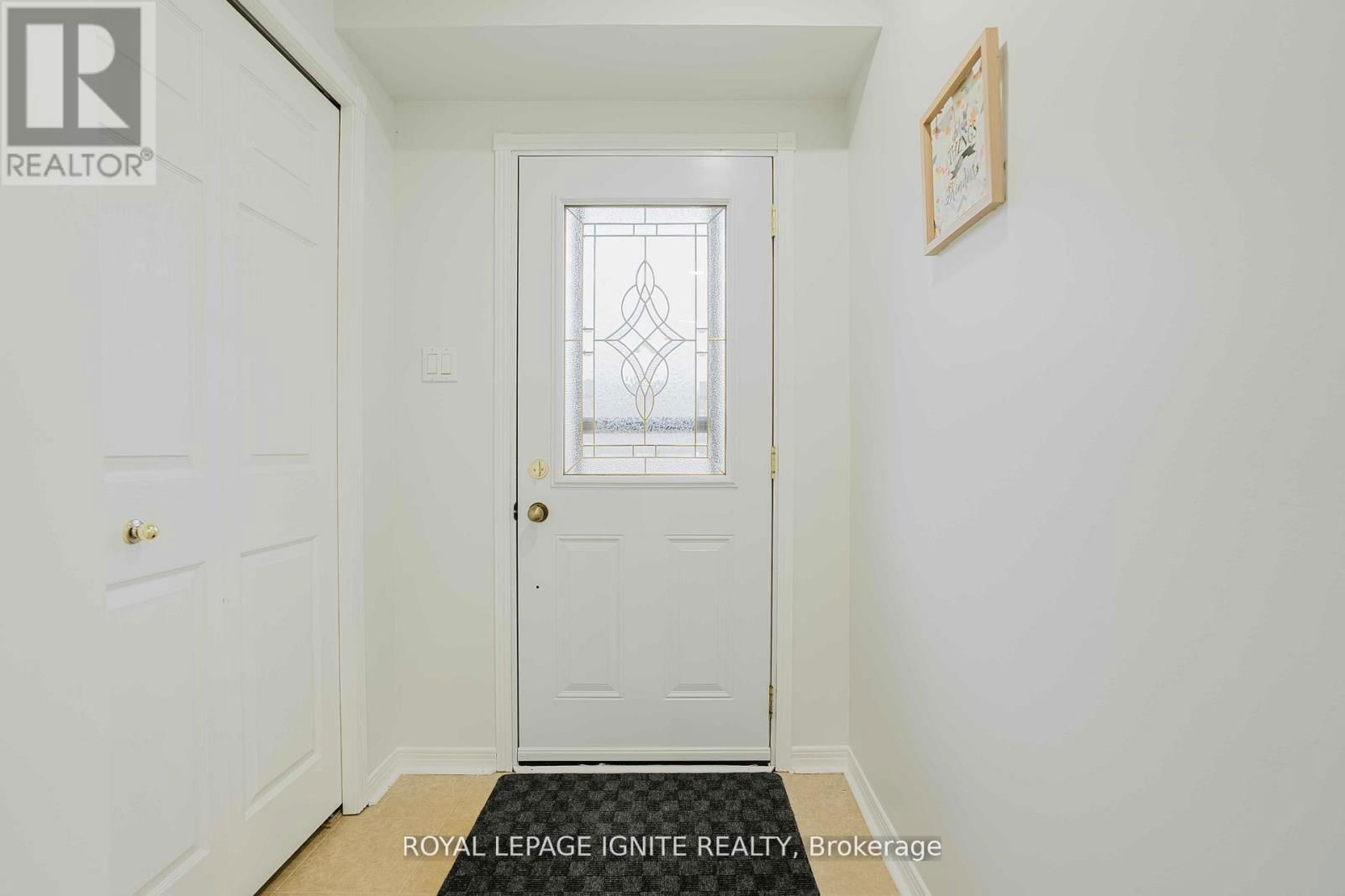 82 - 580 EYER DRIVE Image 3
