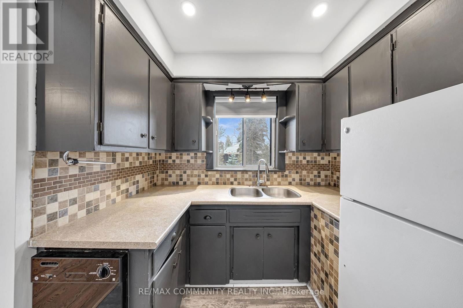 29 GREENOCK AVENUE Image 5