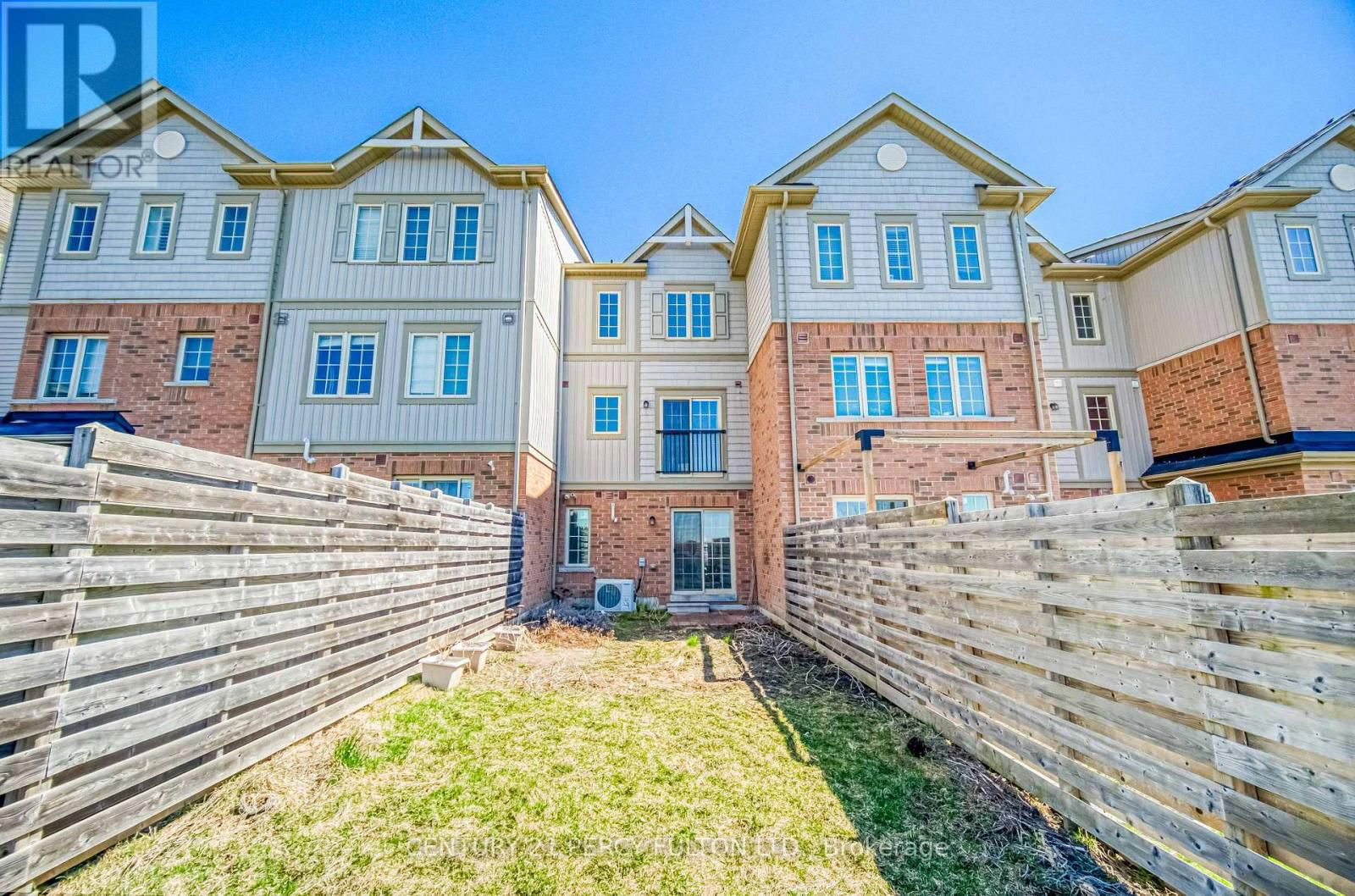 8 BENJAMIN WAY Image 15