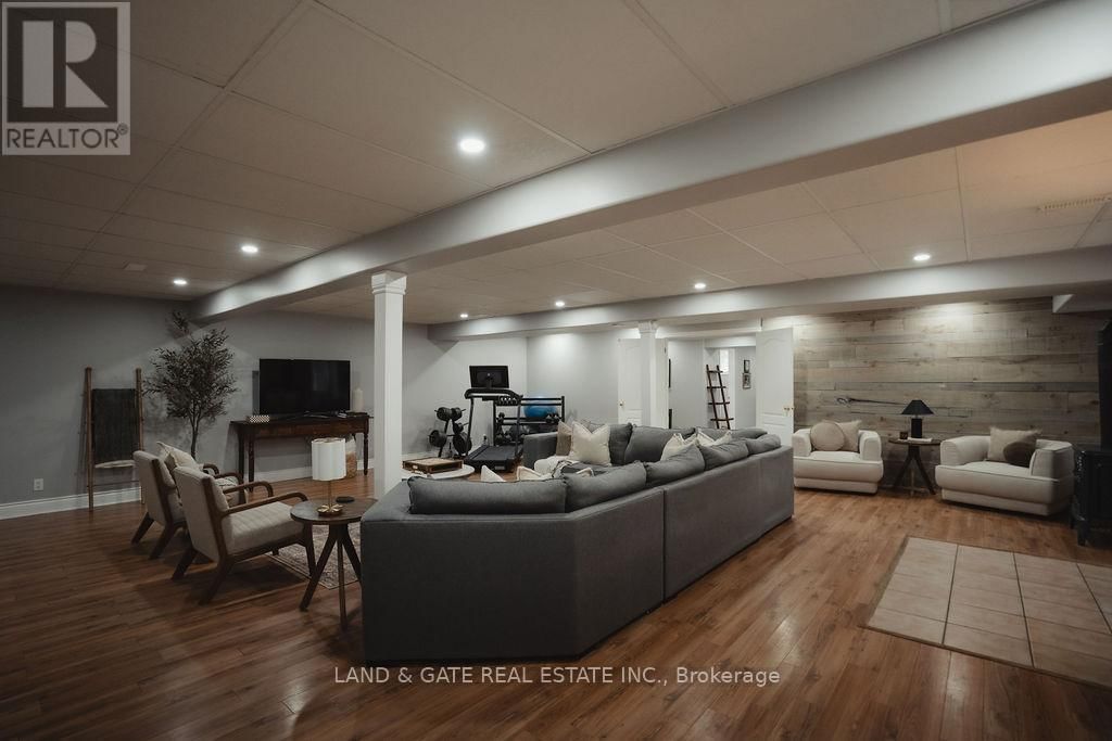9015 MOSPORT ROAD Image 37