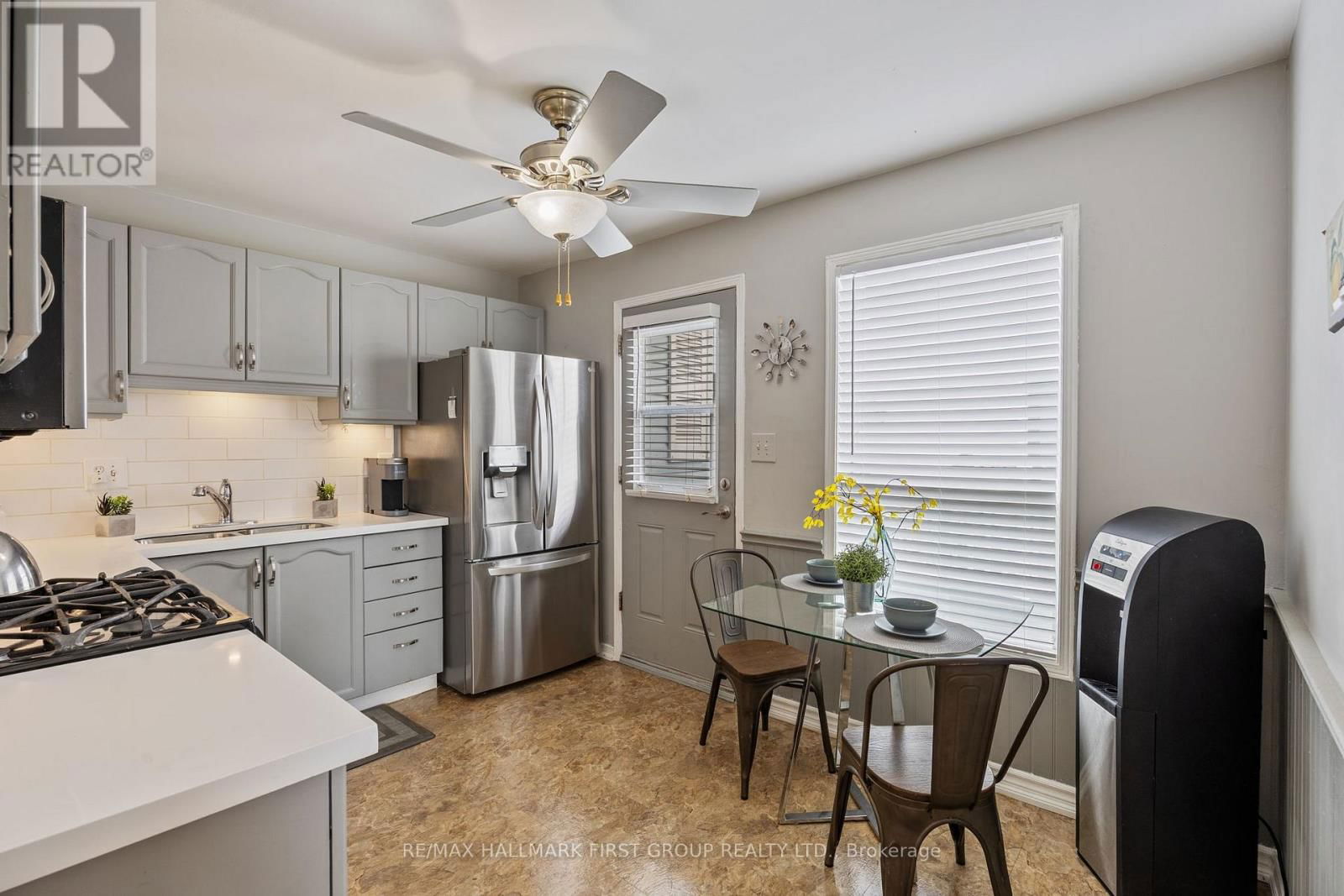 676 FROBISHER COURT Image 15
