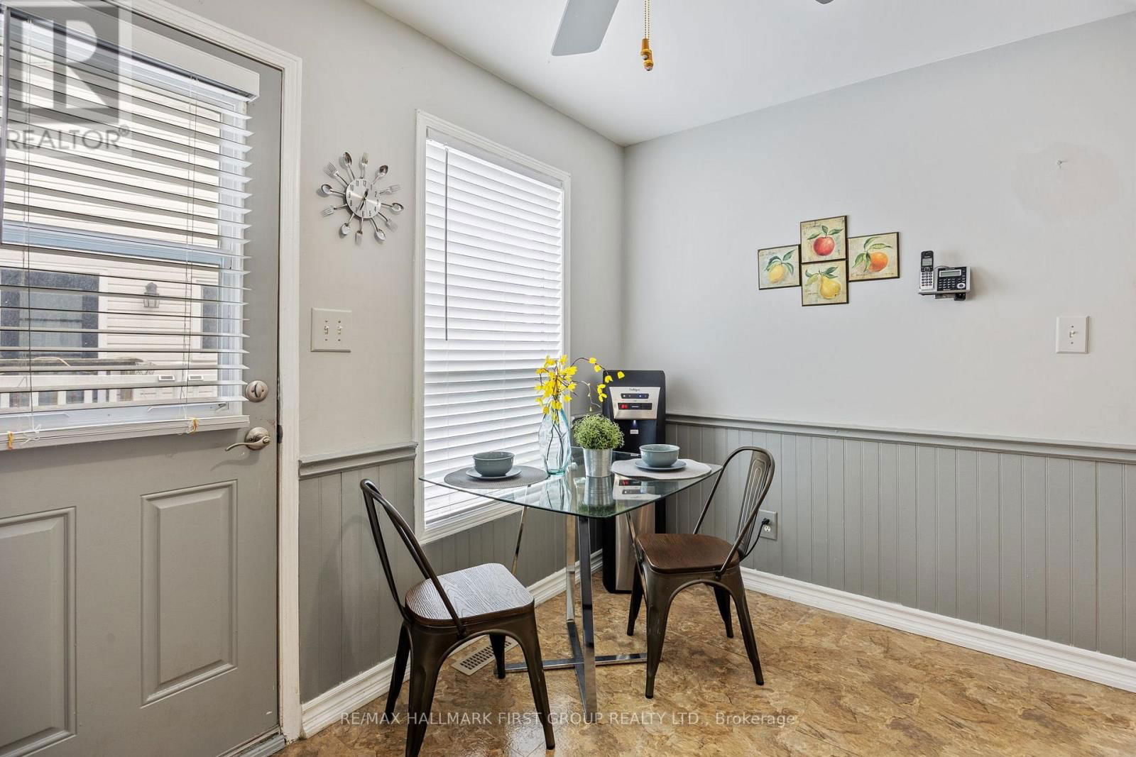 676 FROBISHER COURT Image 18