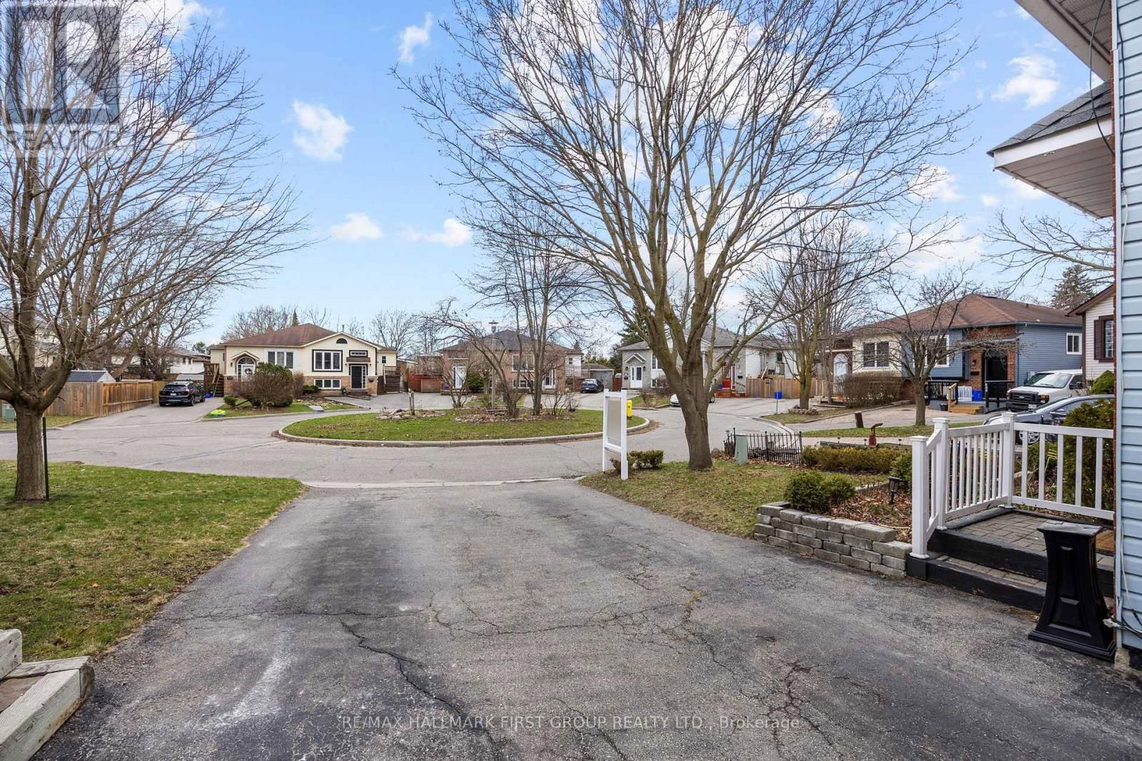 676 FROBISHER COURT Image 5