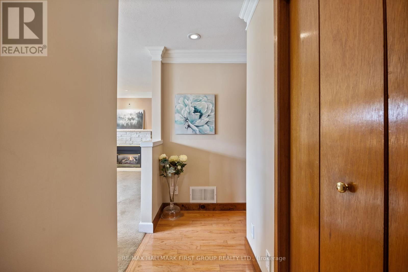 526 JULIANA DRIVE Image 8