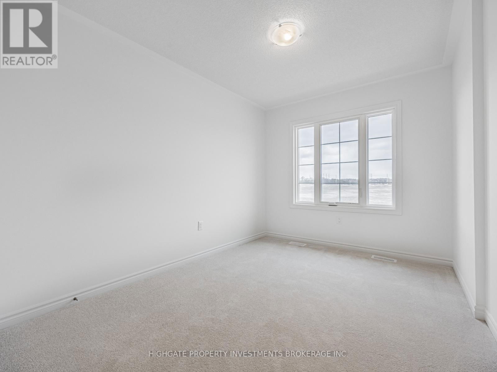 71 REIGATE AVENUE Image 15