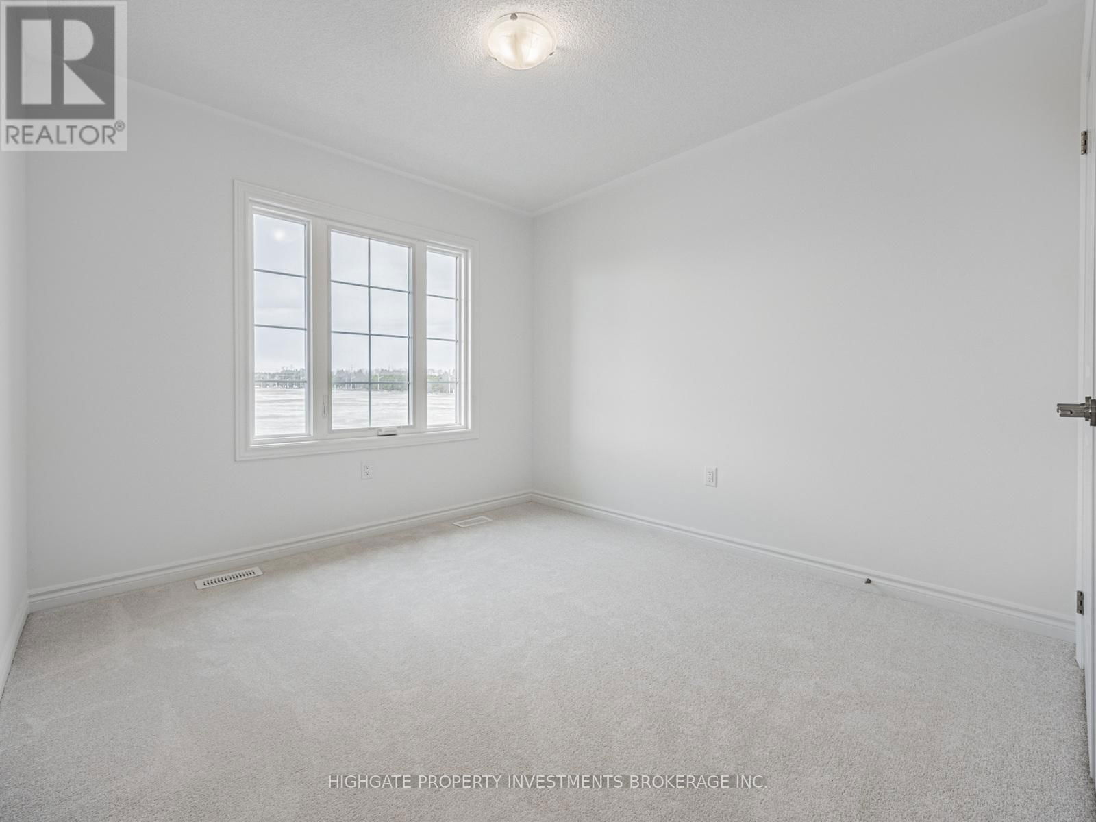 71 REIGATE AVENUE Image 16