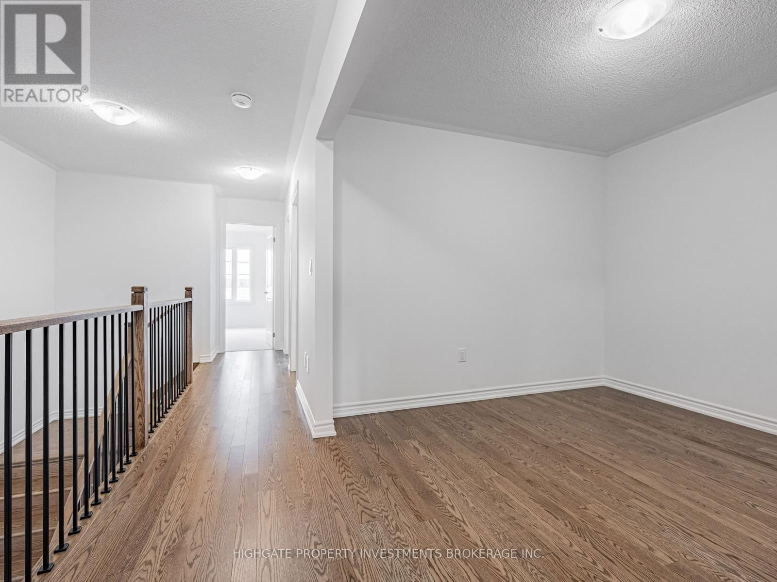 71 REIGATE AVENUE Image 28