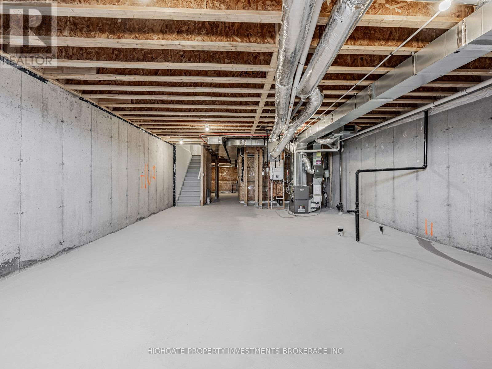 71 REIGATE AVENUE Image 30
