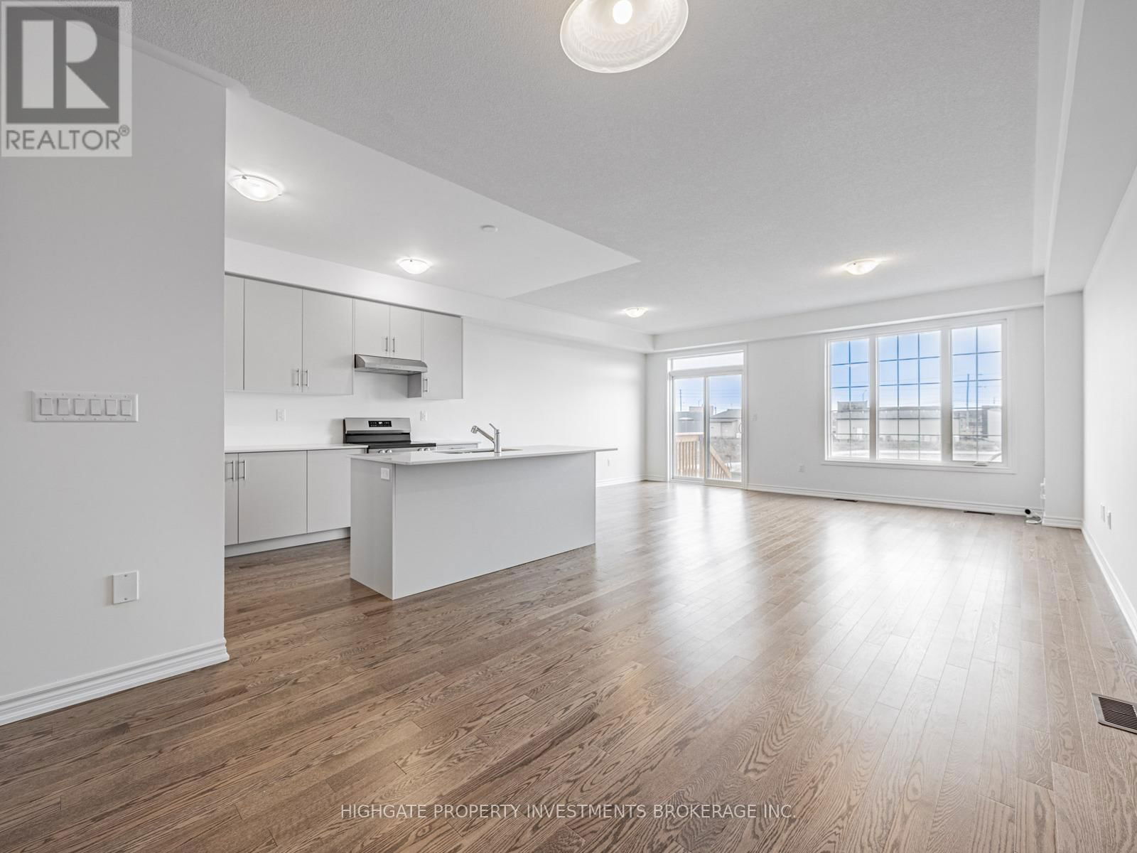71 REIGATE AVENUE Image 6