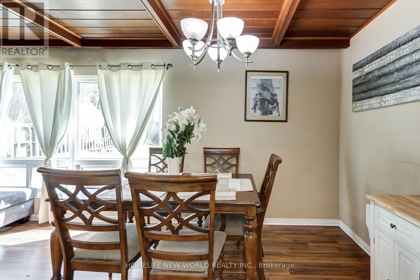 9 LADYSBRIDGE DRIVE Image 12