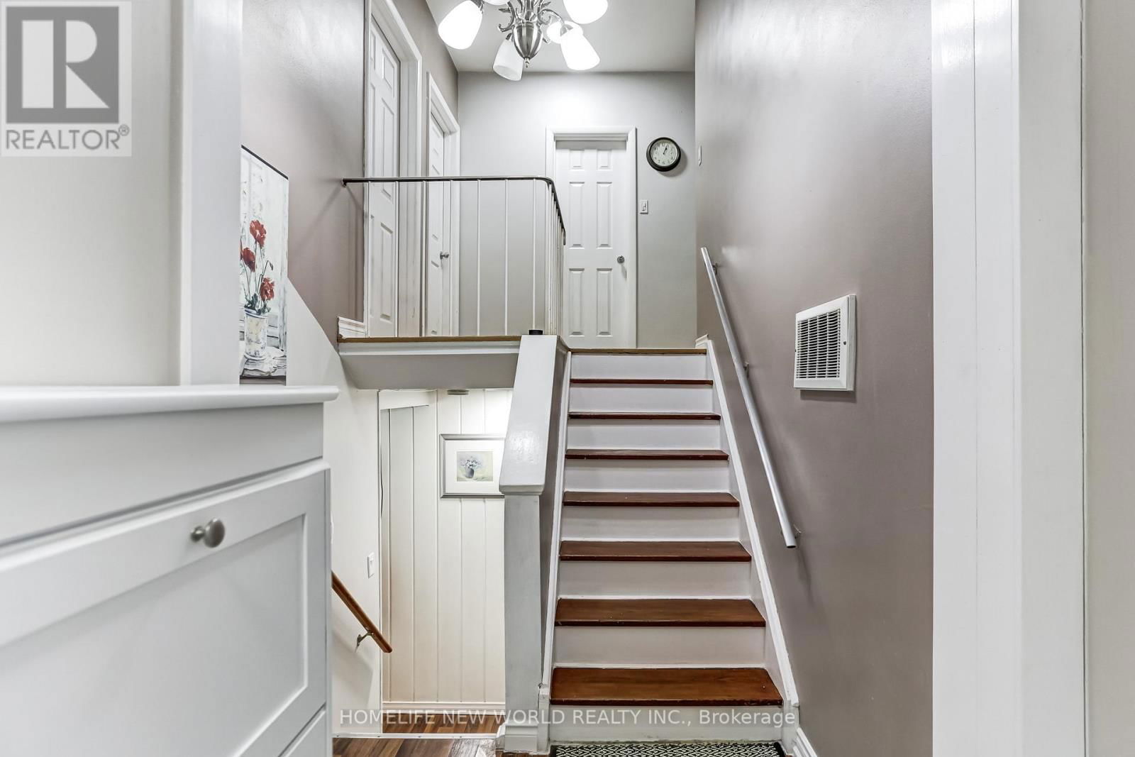 9 LADYSBRIDGE DRIVE Image 6