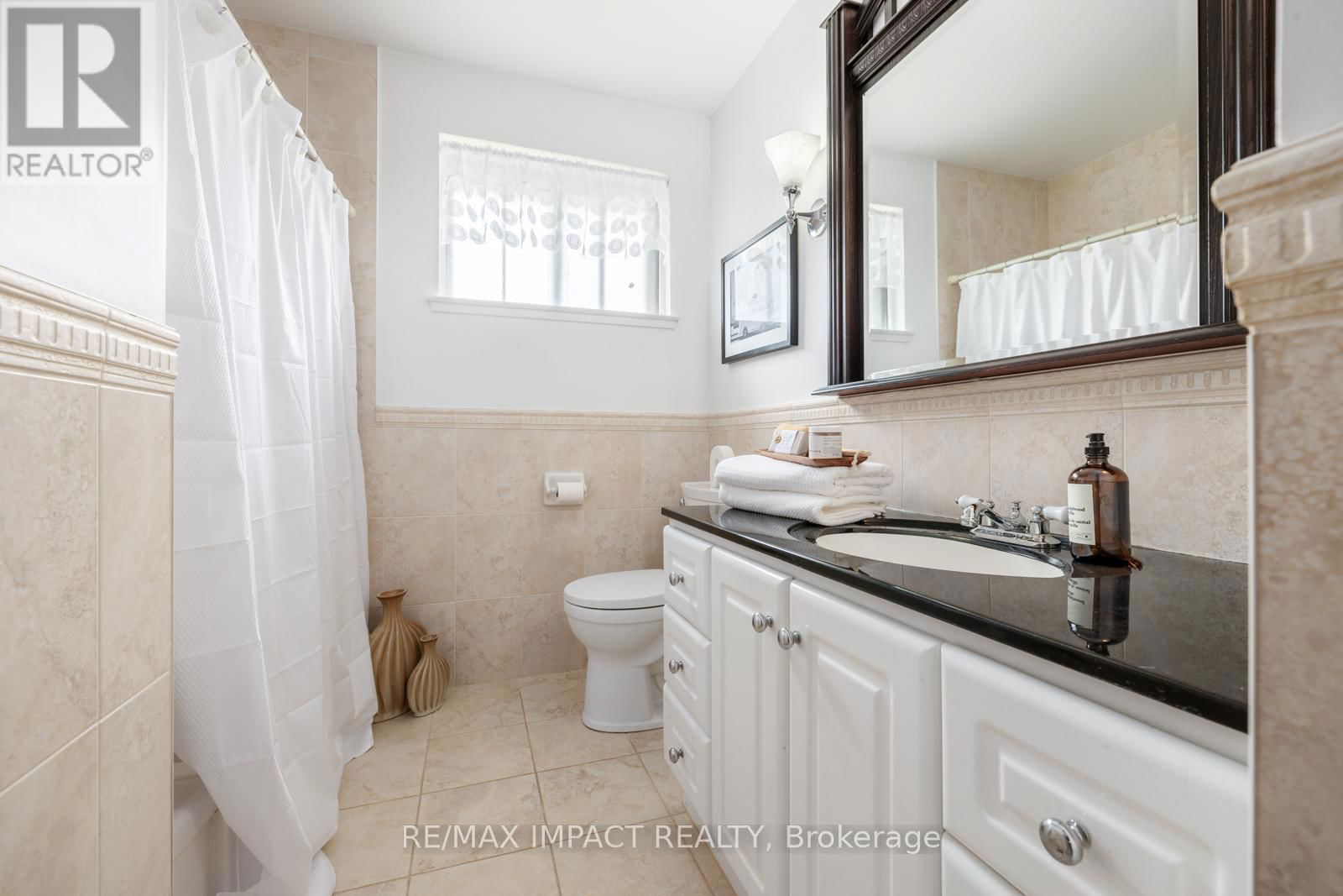 205 SYLVAN AVENUE Image 12