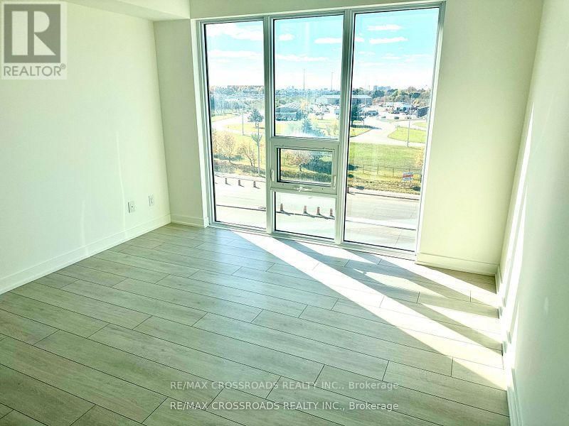 603 - 2033 KENNEDY ROAD Image 4