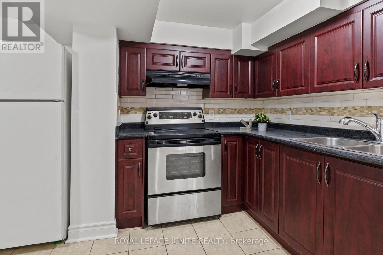 140 MEADOWVALE ROAD Image 17