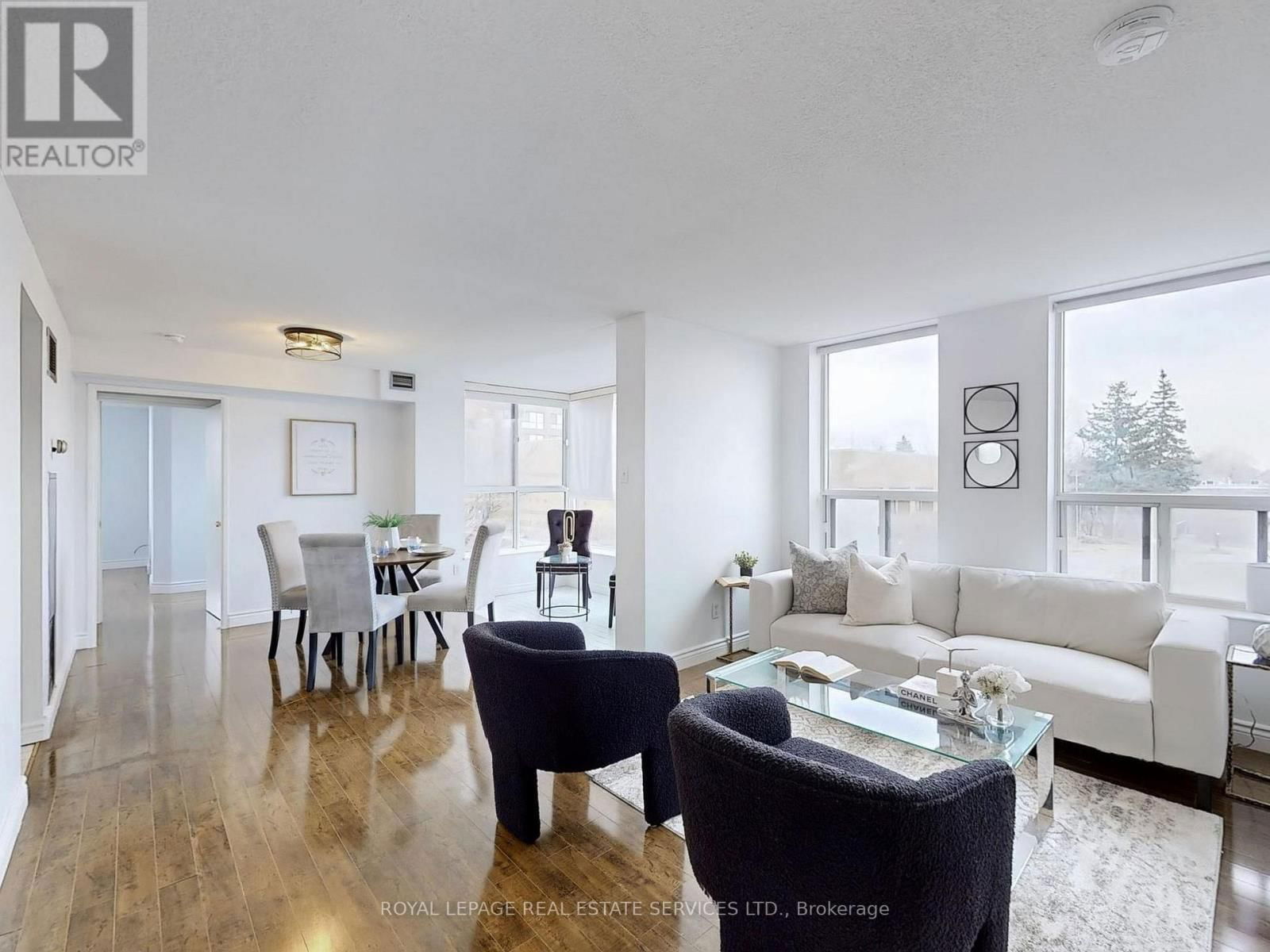 213 - 330 MCCOWAN ROAD Image 2