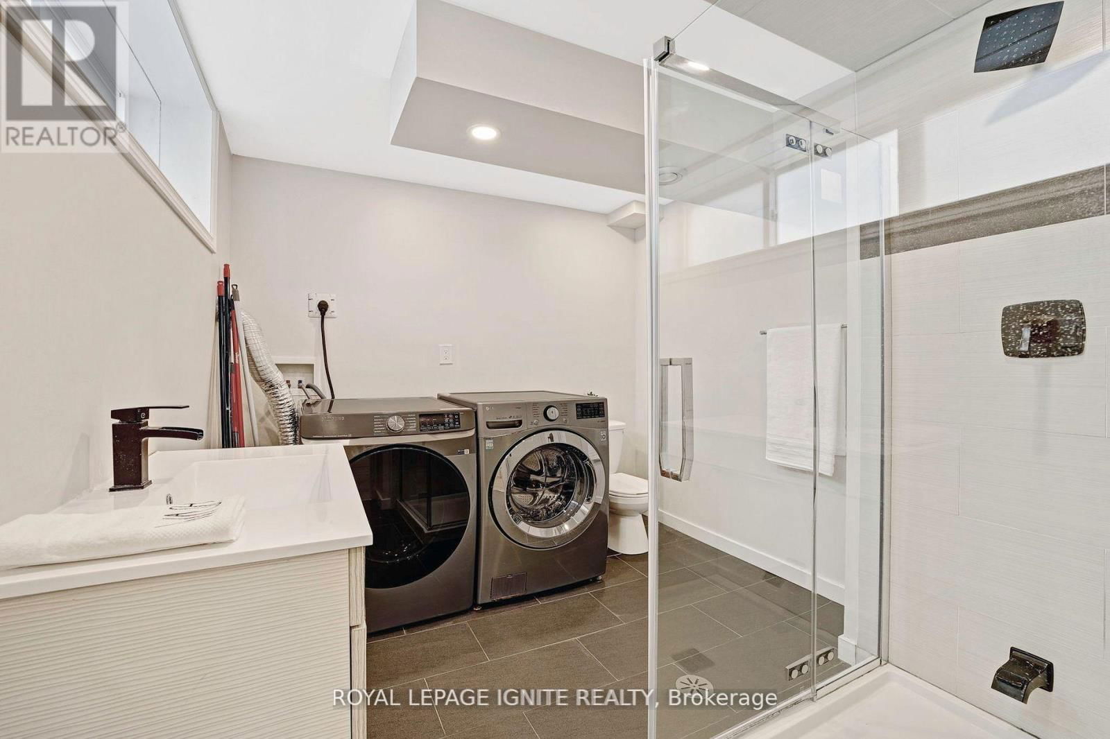 47 DEERFIELD ROAD Image 32
