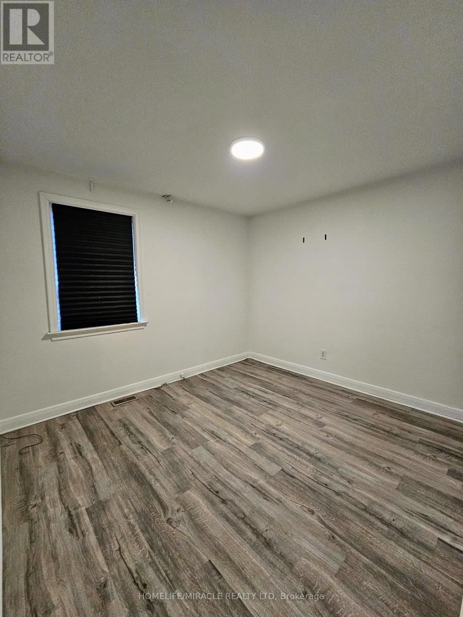 Main - 1340 WARDEN AVENUE Image 22