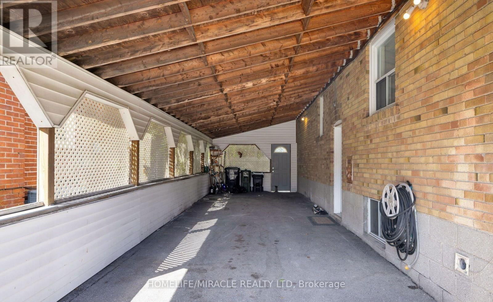 Main - 1340 WARDEN AVENUE Image 8