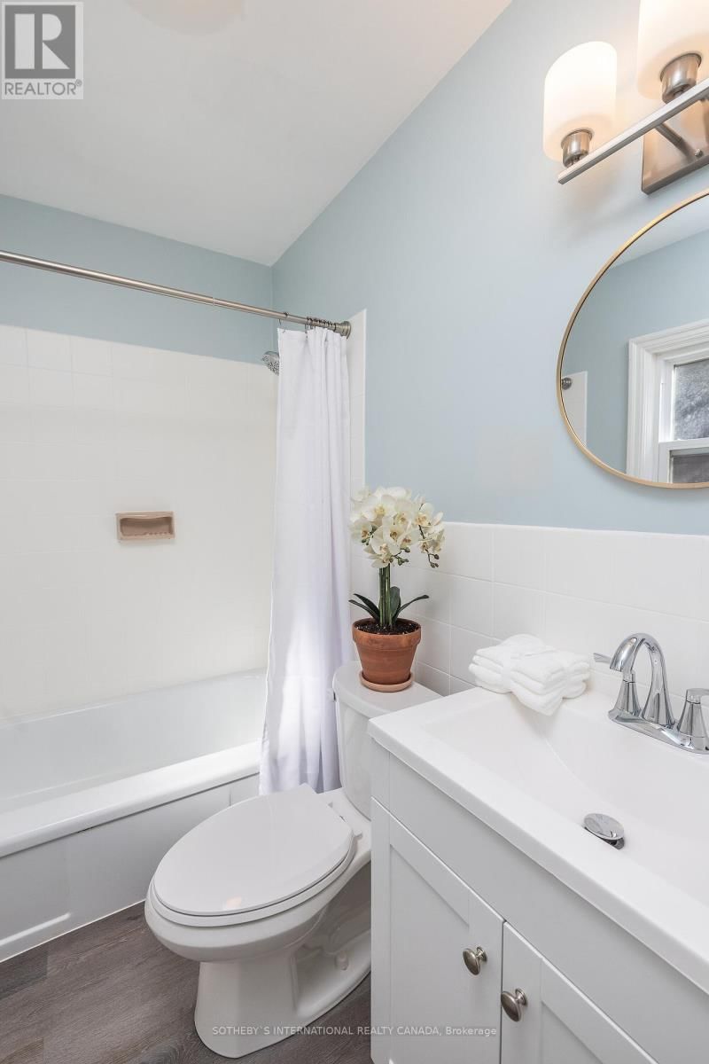 33 SOUTHMEAD ROAD Image 26