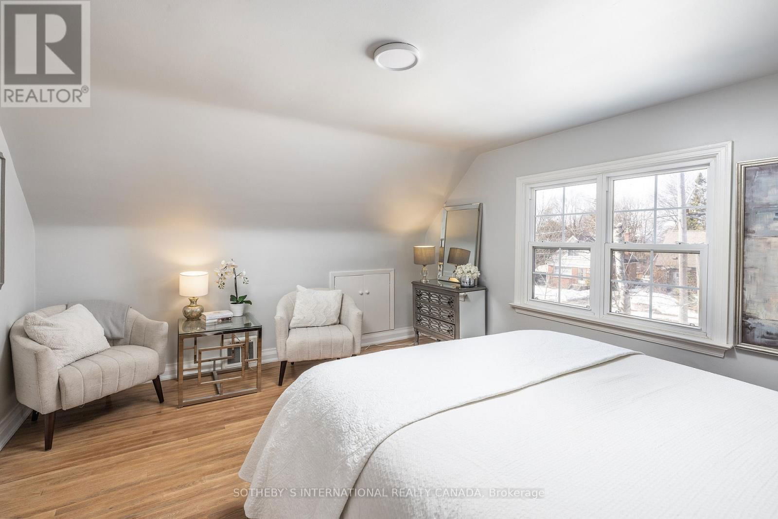 33 SOUTHMEAD ROAD Image 33