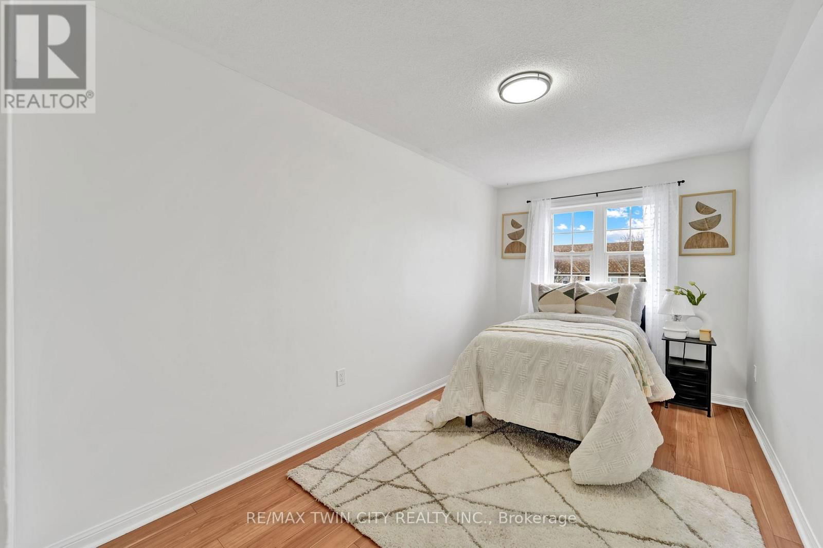 132 KIRKLAND PLACE Image 16