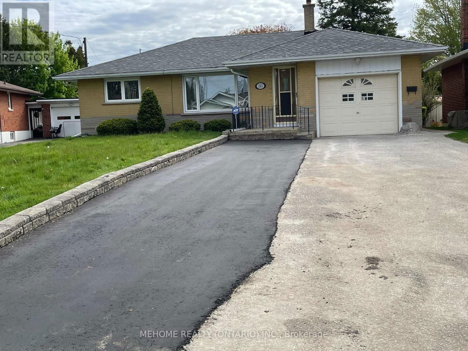115 HARRIS COURT Image 14