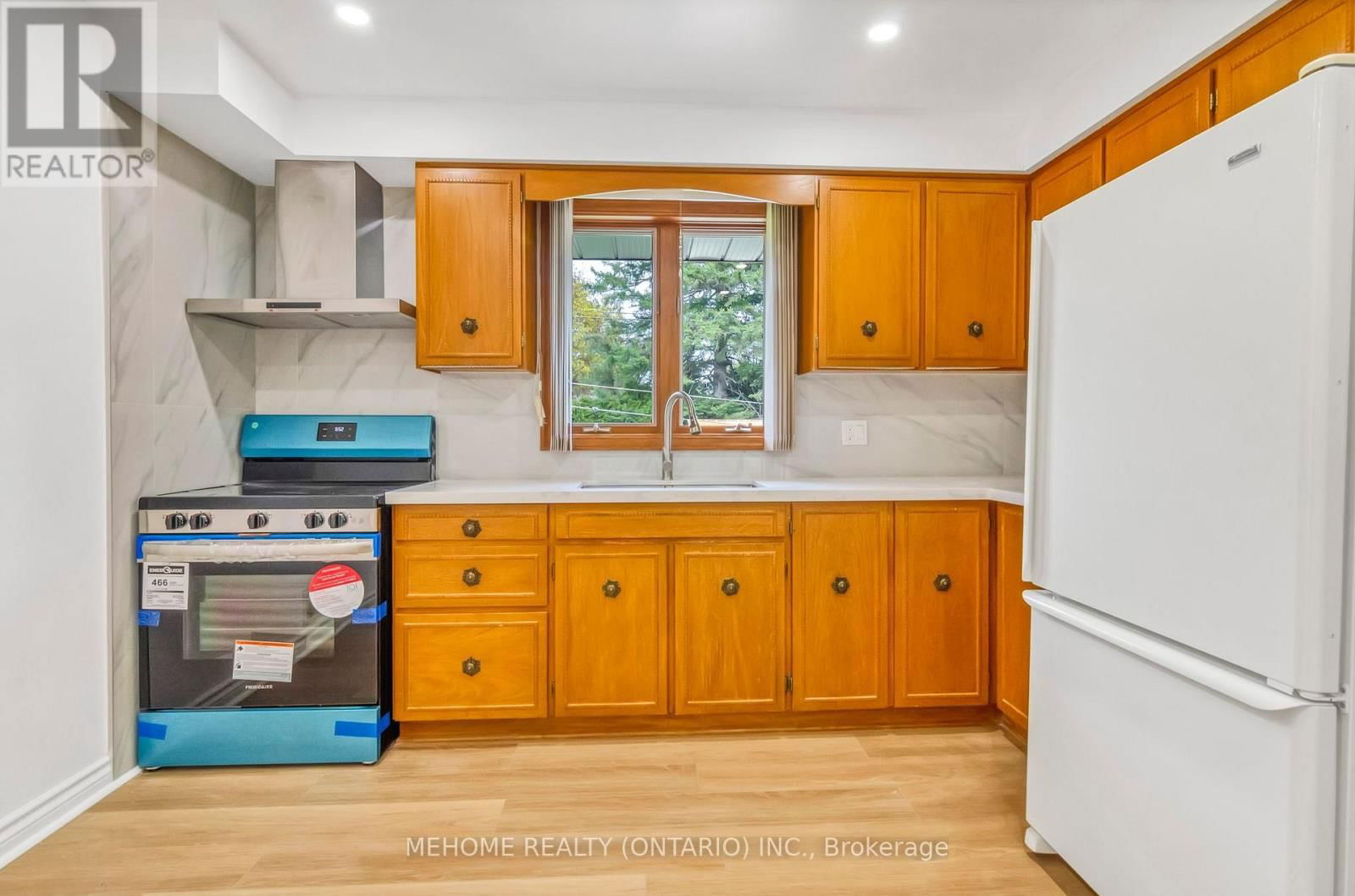115 HARRIS COURT Image 7