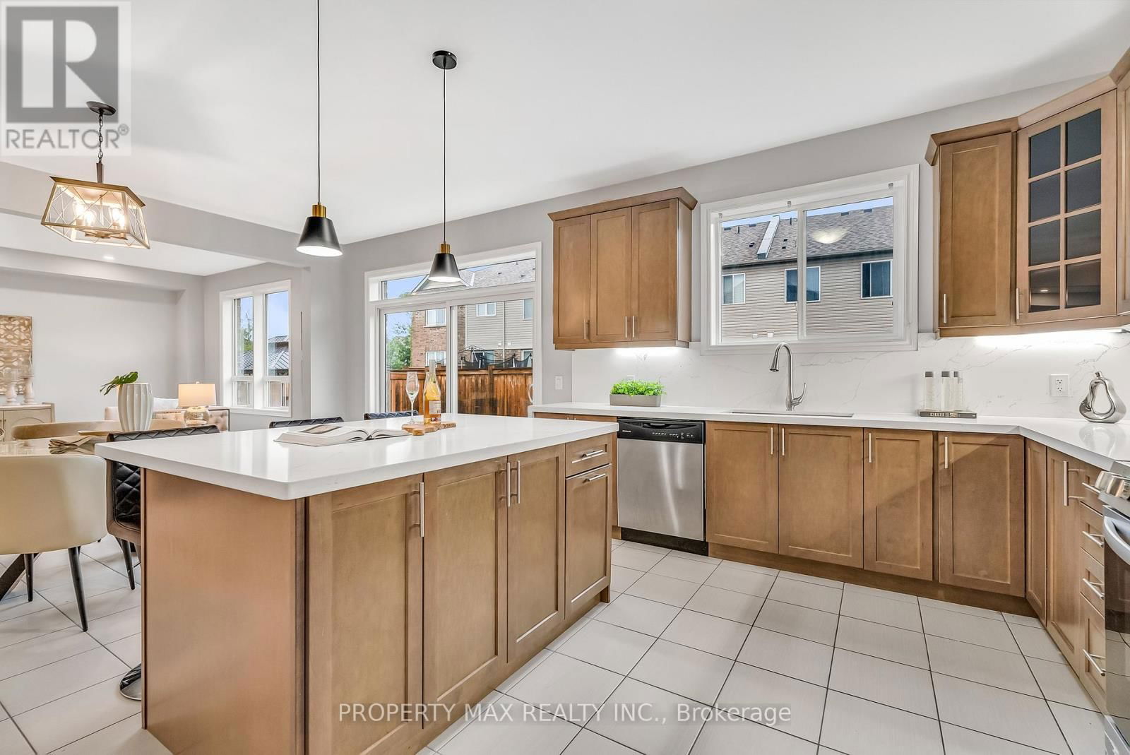 40 BRITANNIA AVENUE EAST Image 17