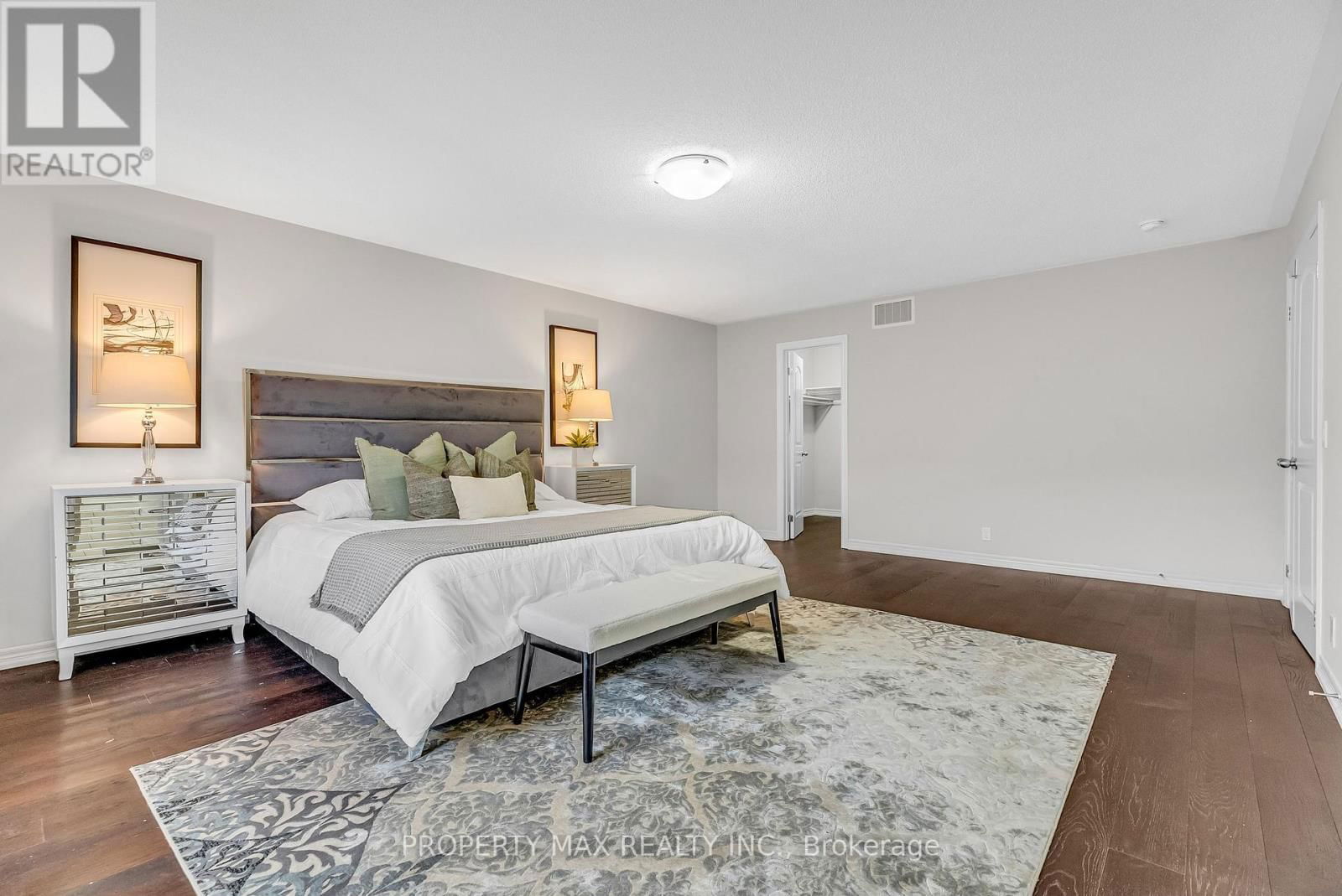 40 BRITANNIA AVENUE EAST Image 33