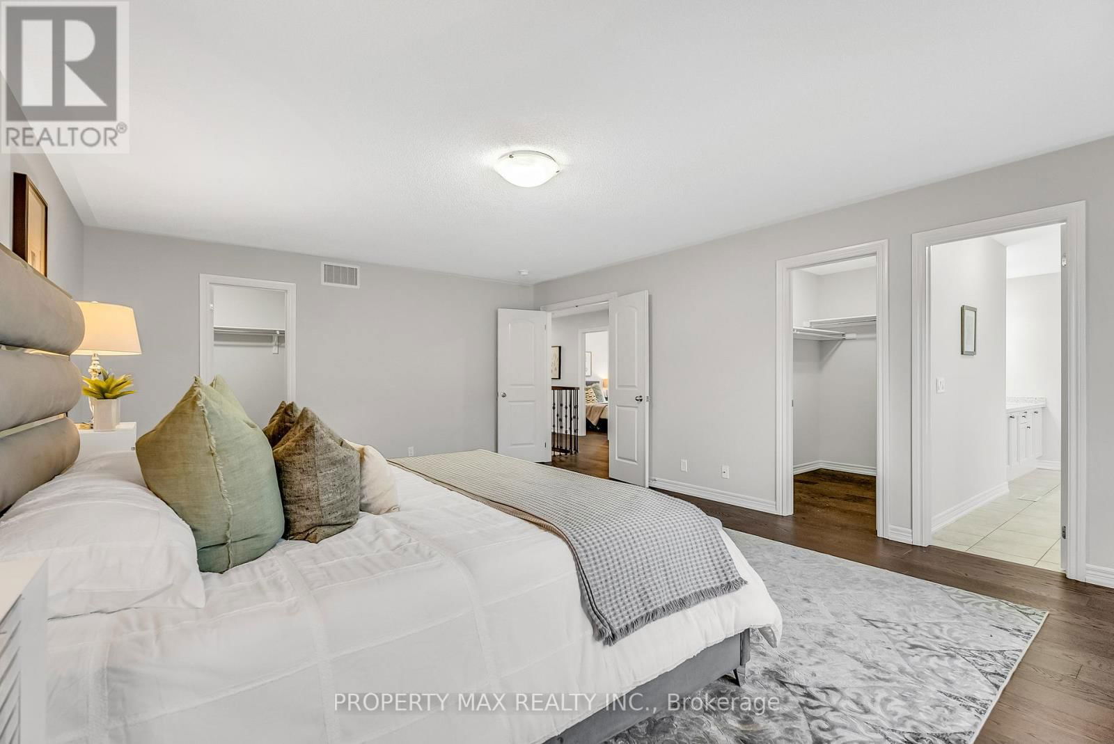 40 BRITANNIA AVENUE EAST Image 34