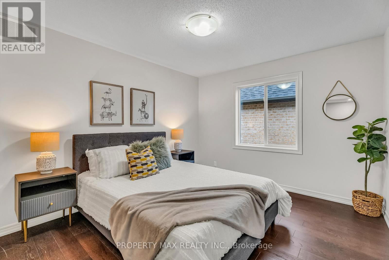 40 BRITANNIA AVENUE EAST Image 41