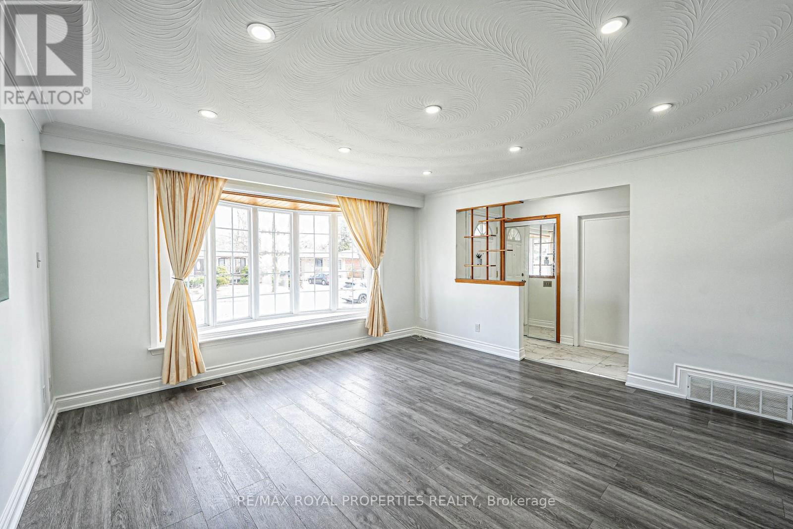 14 SHOREVIEW DRIVE Image 10