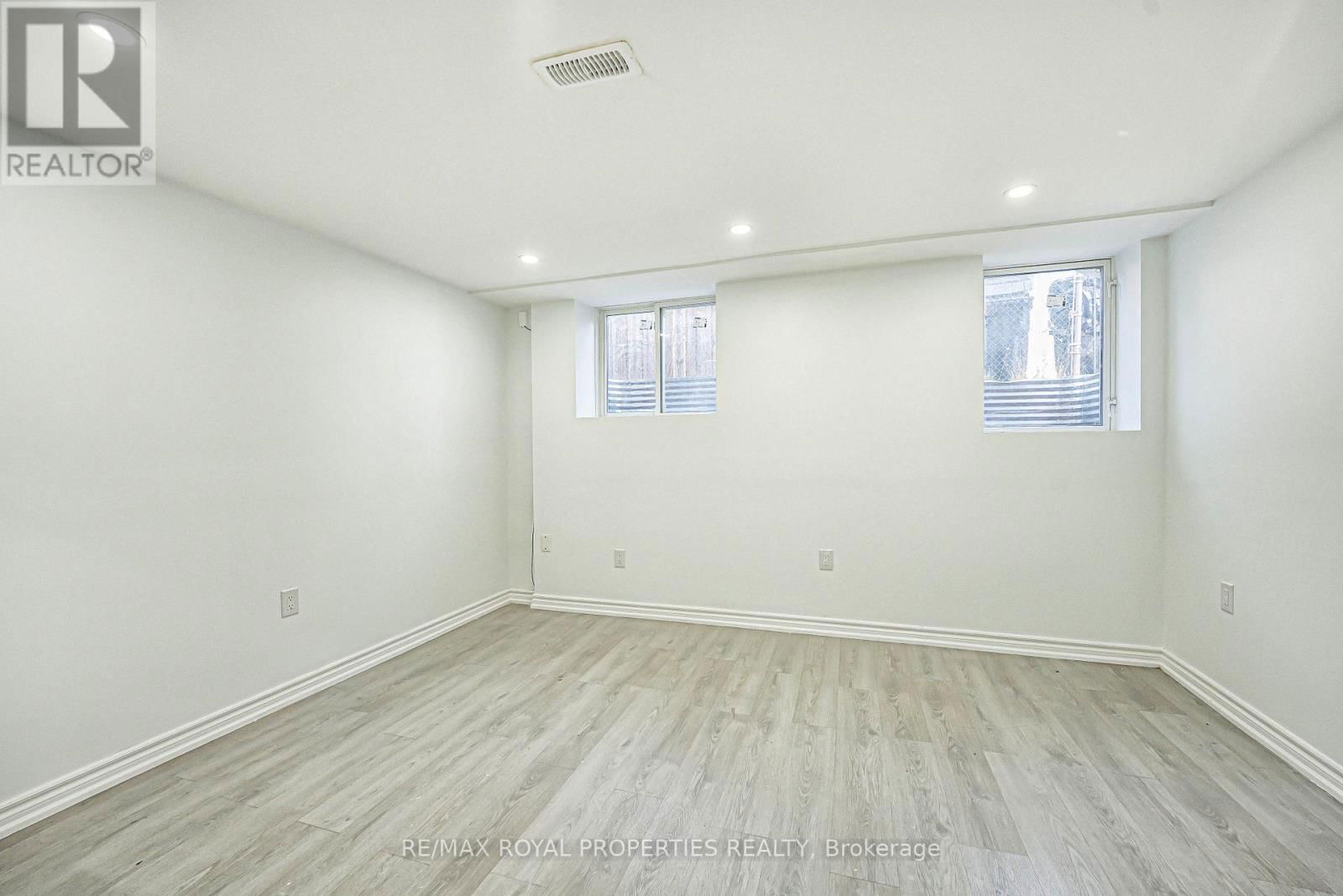 14 SHOREVIEW DRIVE Image 31