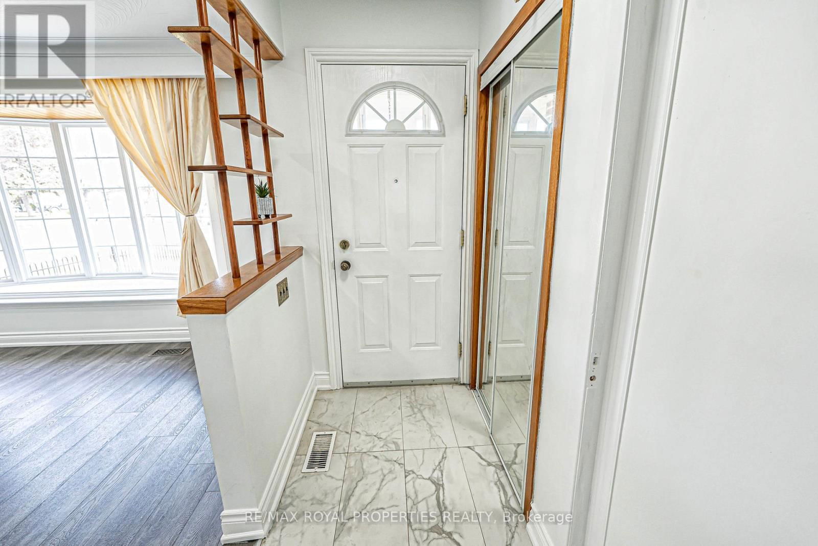 14 SHOREVIEW DRIVE Image 8