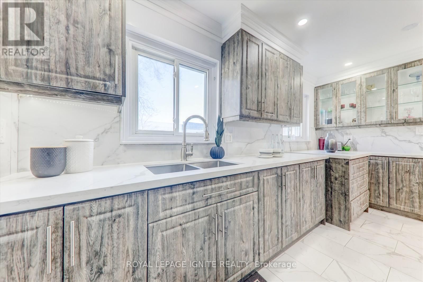 49 DOWSWELL DRIVE Image 12