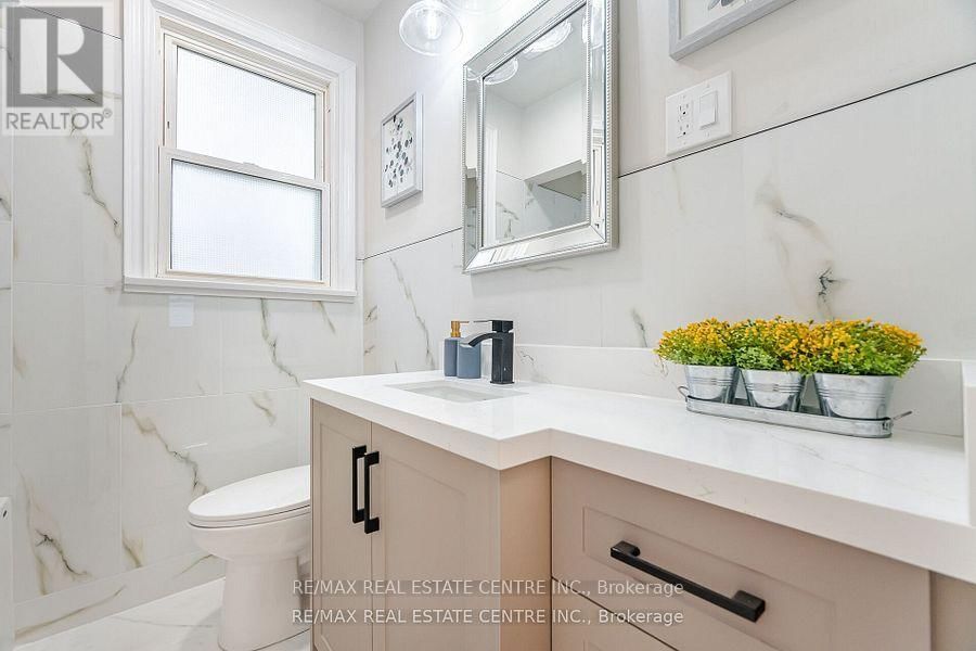 531 KING STREET EAST Image 16