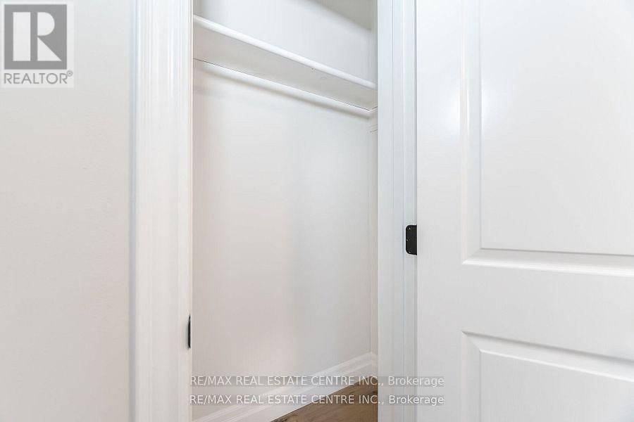 531 KING STREET EAST Image 21