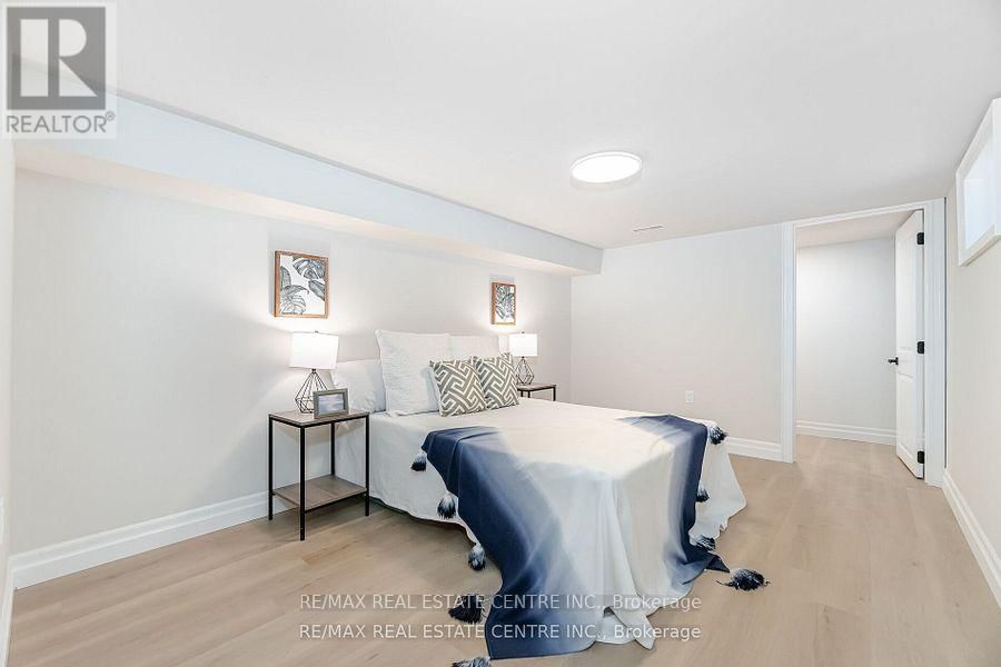 531 KING STREET EAST Image 31