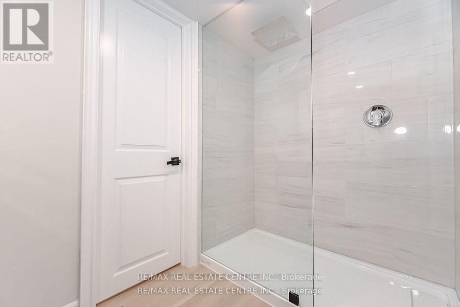 531 KING STREET EAST Image 35