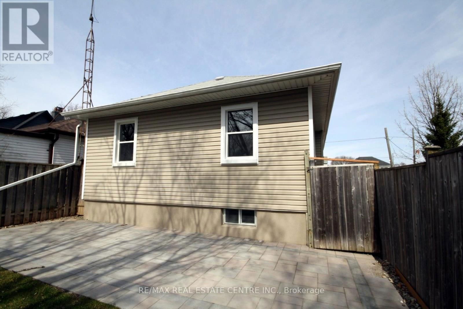 531 KING STREET EAST Image 38