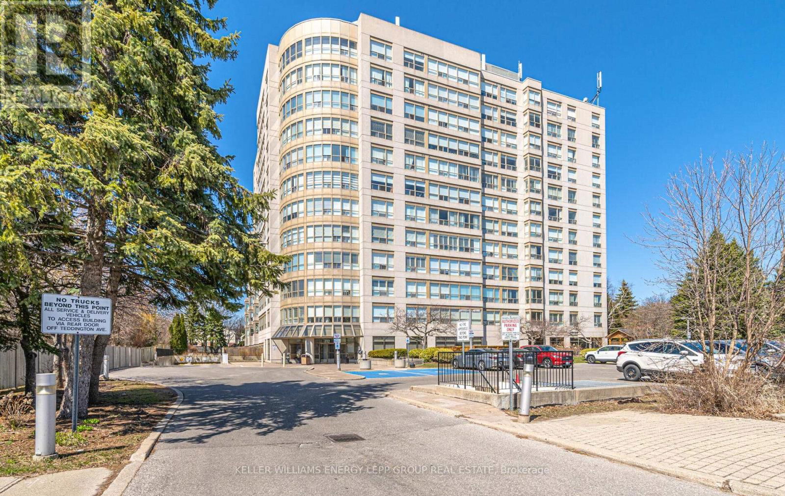 1007 - 712 ROSSLAND ROAD EAST Image 2