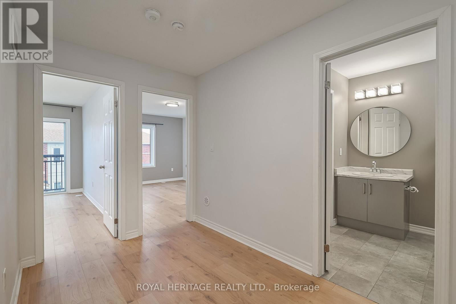 2 DUNSLEY WAY Image 18