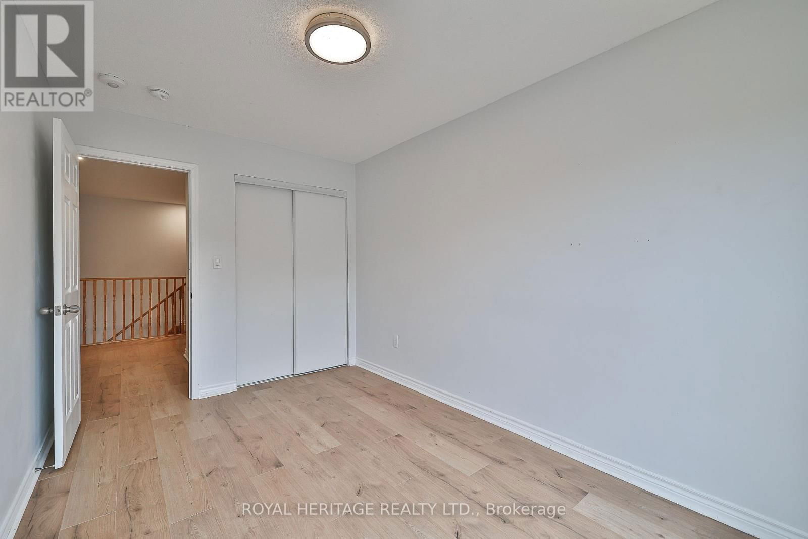 2 DUNSLEY WAY Image 22