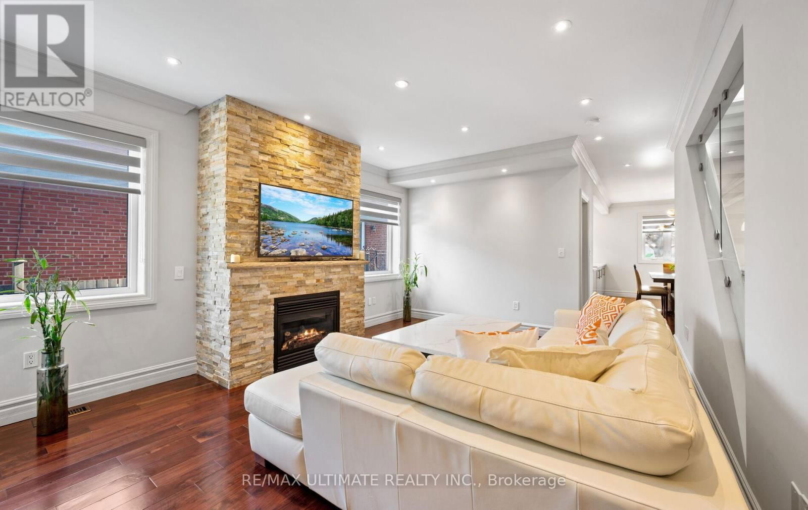 1209 PHARMACY AVENUE Image 11