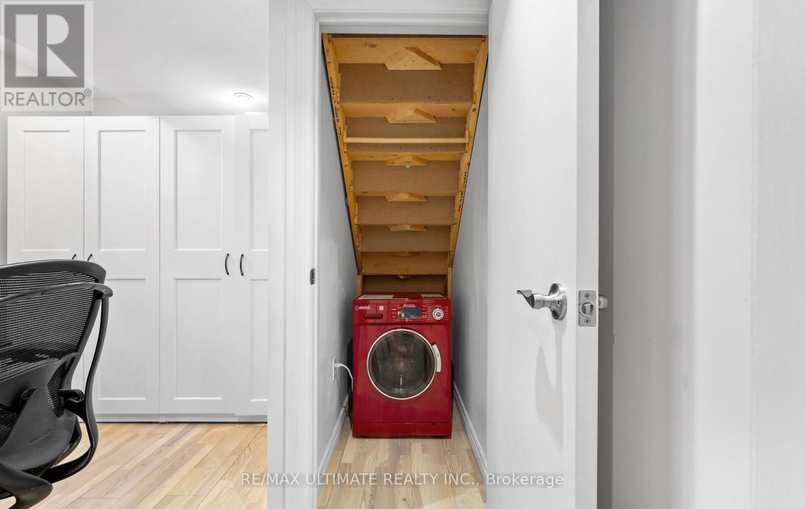 1209 PHARMACY AVENUE Image 35