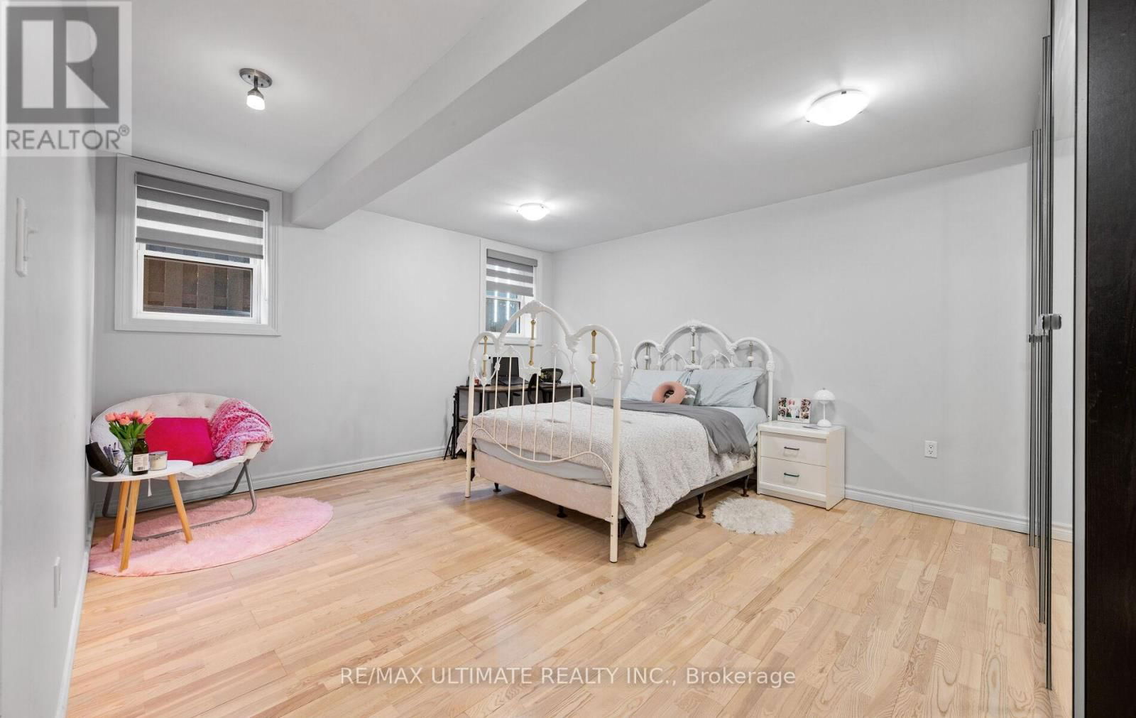 1209 PHARMACY AVENUE Image 36