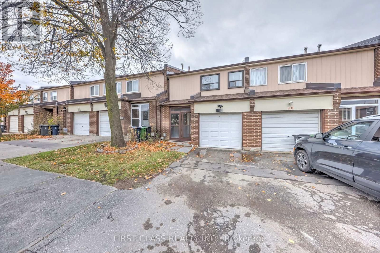 112 - 106 CHESTER LE BOULEVARD Image 2
