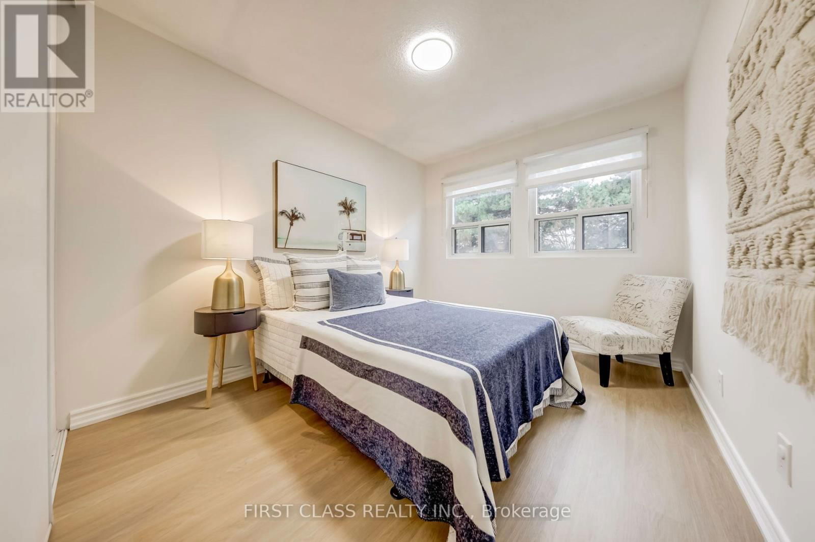112 - 106 CHESTER LE BOULEVARD Image 29