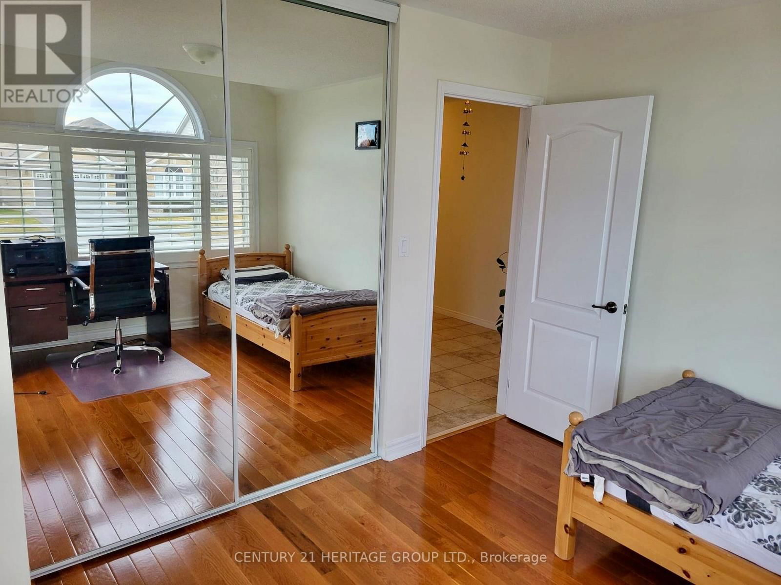 1686 NORTHFIELD AVENUE Image 5