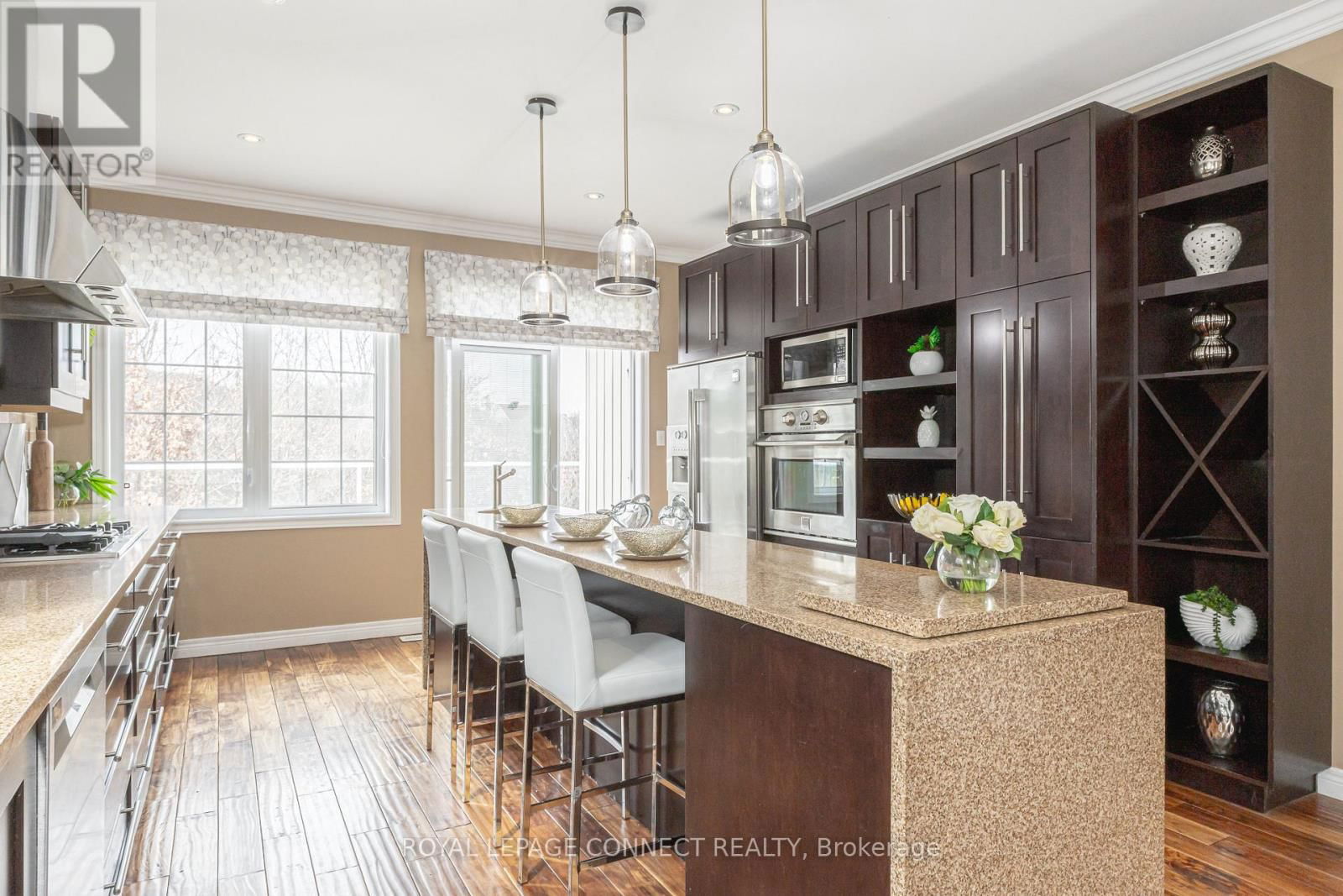 4 BRANTHAVEN COURT Image 14